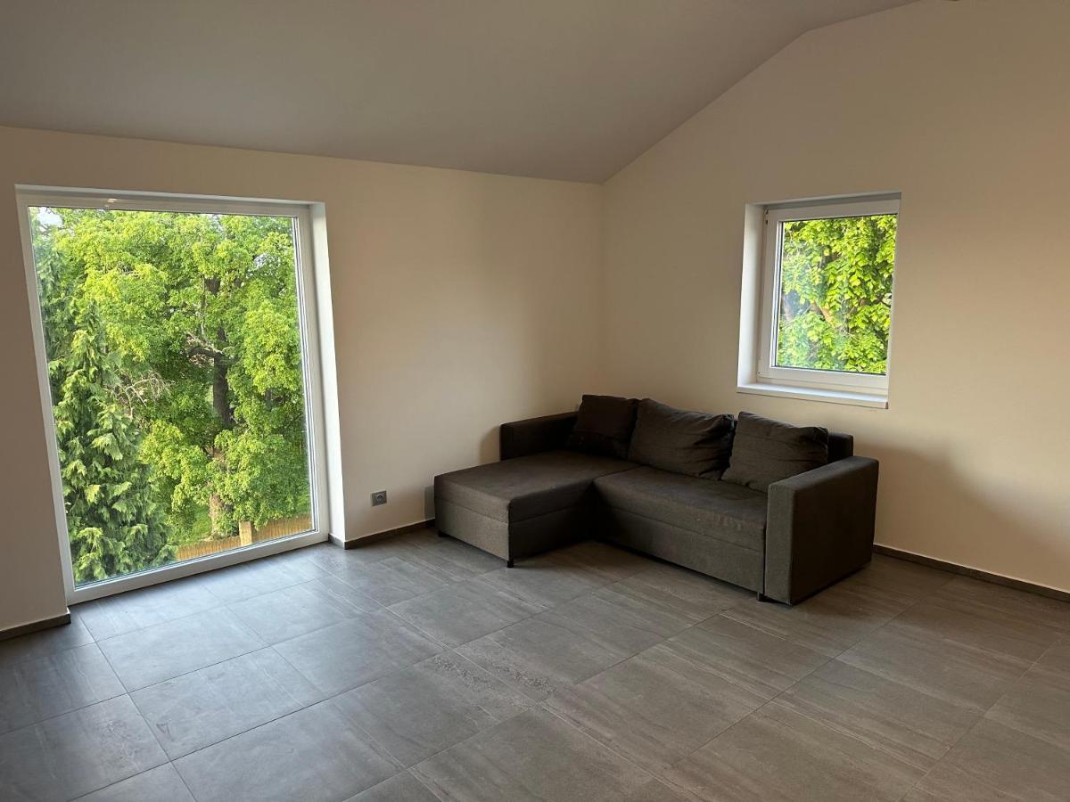 Apartman Byt 75M2 Klid Priroda Pro Rodinu Prag Exteriör bild