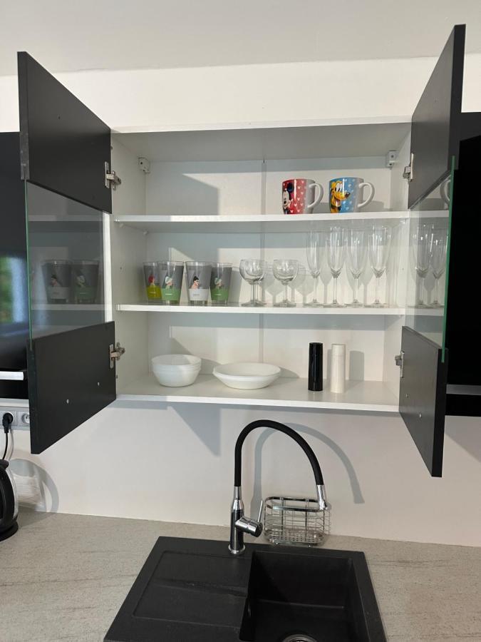 Apartman Byt 75M2 Klid Priroda Pro Rodinu Prag Exteriör bild